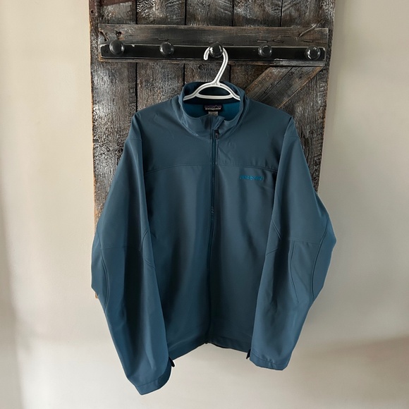 Men's Patagonia Full Zipper Jacket - Picture 1 of 4
